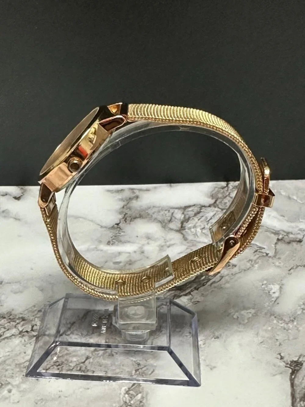 crown & ivy this watch